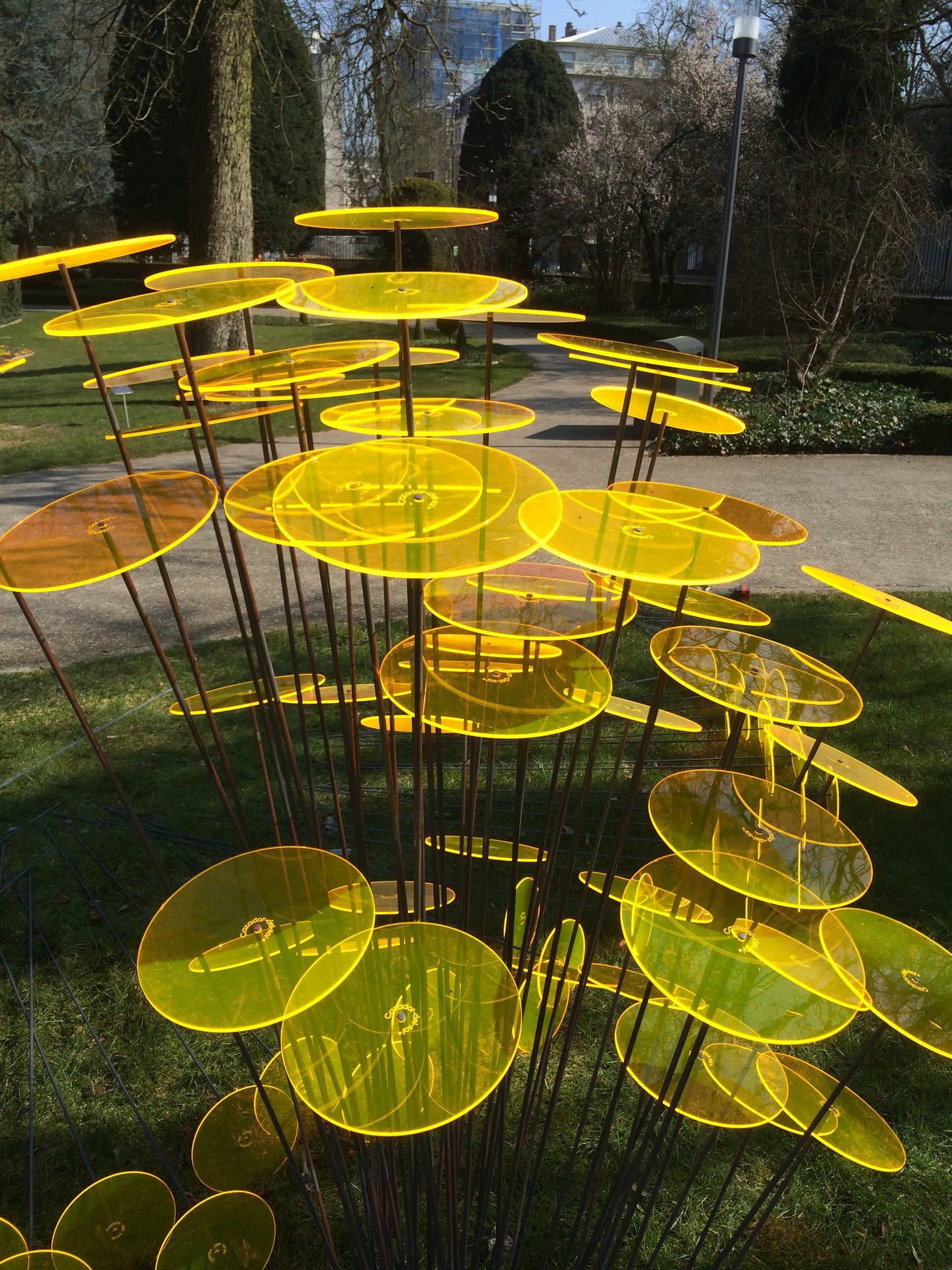 Sonneninstallation im Stadtpark von Luxemburg